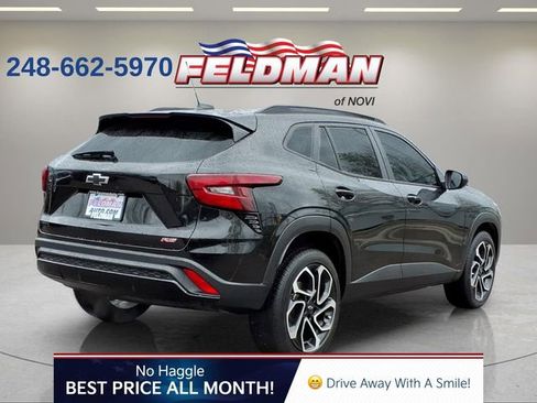 Used 2024 Chevrolet Trax RS w/ Sunroof Package FWD image 6