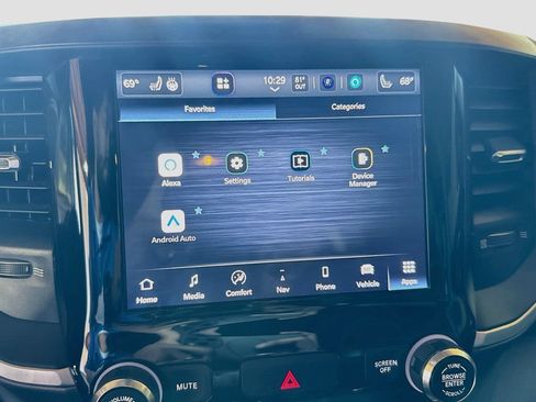 Used 2022 RAM 1500 Big Horn AWD/4WD image 16