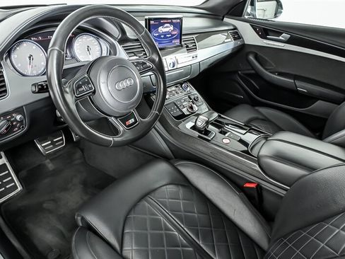 Used 2016 Audi S8 AWD/4WD image 16
