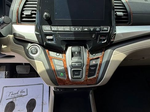 Used 2019 Honda Odyssey Touring image 18