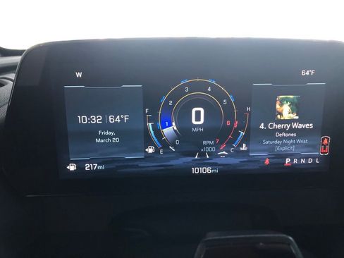 Used 2024 Chevrolet Traverse RS image 19