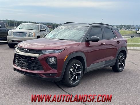 Used 2023 Chevrolet TrailBlazer RS w/ Sun and Liftgate Package AWD/4WD image 1