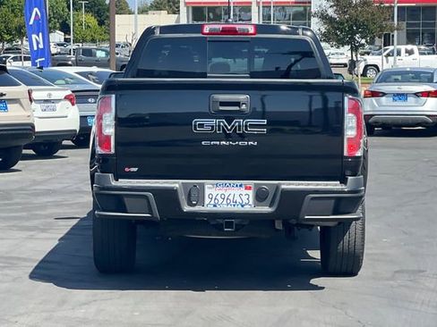 Used 2022 GMC Canyon Elevation w/ Elevation Premium Package AWD/4WD image 5