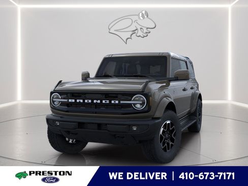 New 2026 Ford Bronco Outer Banks AWD/4WD image 1