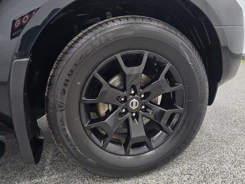 Used 2021 Nissan Frontier SV w/ Midnight Edition Floor Mats image 34