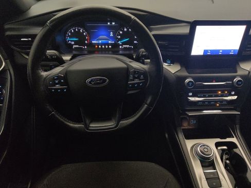 Used 2020 Ford Explorer XLT RWD image 22