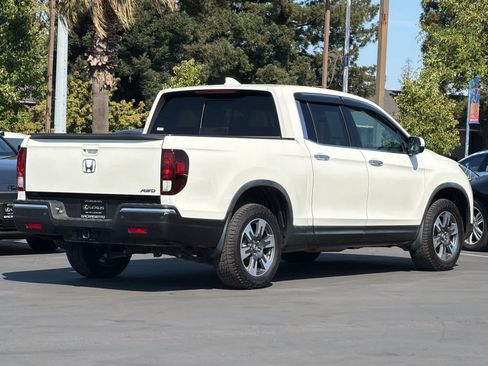 Used 2018 Honda Ridgeline RTL-E image 2