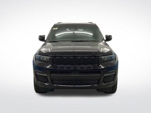 New 2025 Jeep Grand Cherokee L Limited w/ Black Appearance Package image 11