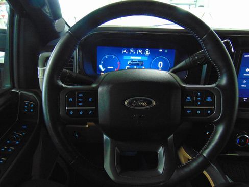 Used 2024 Ford F250 Lariat w/ Chrome Package image 15