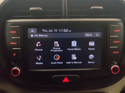 Used 2022 Kia Soul LX image 25