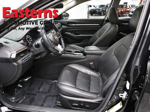 Used 2023 Nissan Altima 2.5 SL FWD image 14