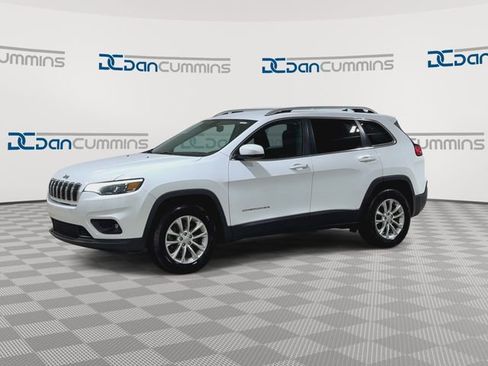 Used 2019 Jeep Cherokee Latitude w/ Popular Appearance Group AWD/4WD image 4
