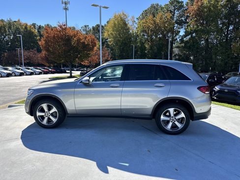 Used 2022 Mercedes-Benz GLC 300 image 7