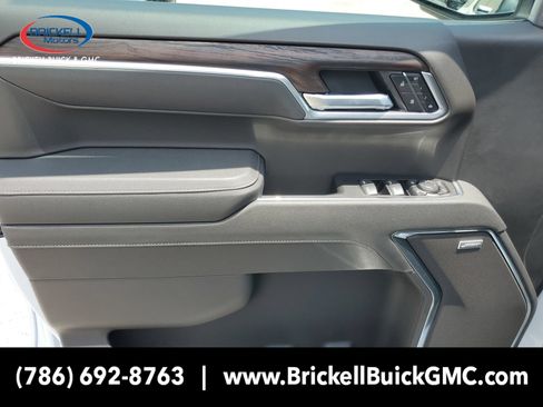 New 2026 GMC Sierra 1500 SLT w/ SLT Premium Package AWD/4WD image 16