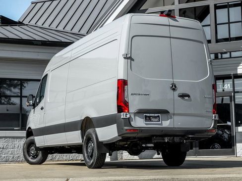 New 2025 Mercedes-Benz Sprinter 2500 image 2