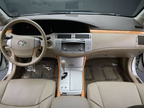 Used 2005 Toyota Avalon XLS FWD image 16