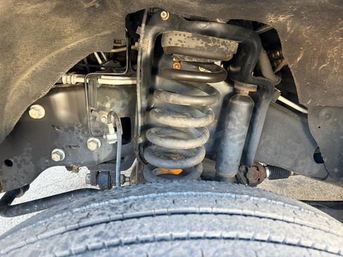 Used 2013 Ford F550 4x4 SuperCab Super Duty w/ Payload Upgrade Pkg image 20