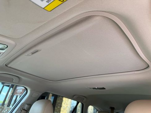 Used 2019 Subaru Outback 2.5i Limited AWD/4WD image 13