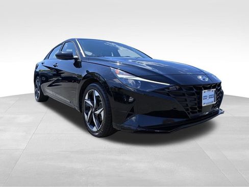 Used 2023 Hyundai Elantra SEL w/ Convenience Package FWD image 1