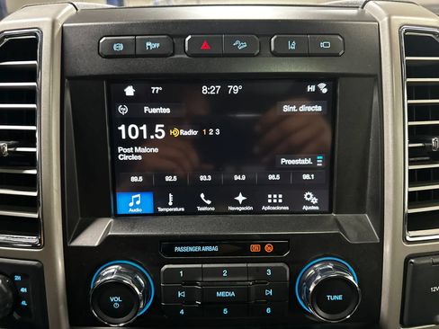 Used 2017 Ford F250 Lariat w/ Lariat Ultimate Package AWD/4WD image 35