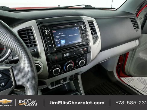 Used 2014 Toyota Tacoma 4x4 Double Cab image 13