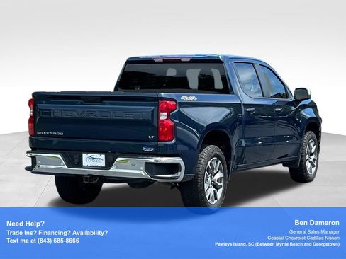 Used 2022 Chevrolet Silverado 1500 LT w/ Safety Package AWD/4WD image 11