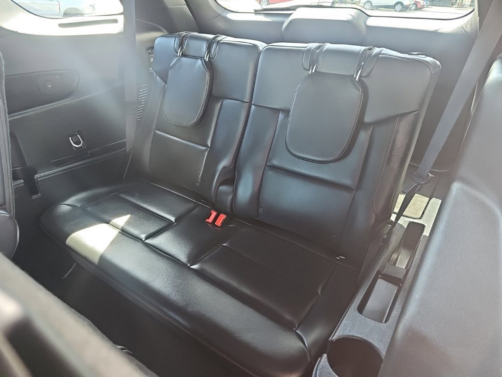 Used 2025 Ford Explorer ST-Line AWD/4WD image 14