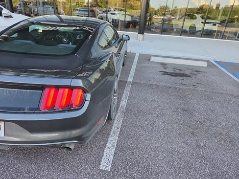 Used 2016 Ford Mustang GT RWD image 8