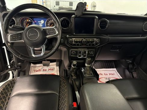 Used 2021 Jeep Wrangler Unlimited Sahara AWD/4WD image 14