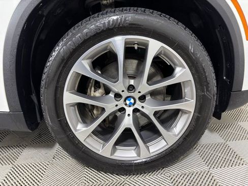 Used 2024 BMW X5 xDrive40i w/ Premium Package image 23