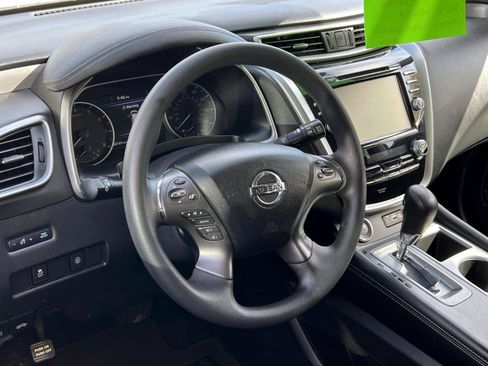 Used 2020 Nissan Murano S w/ Technology Package AWD/4WD image 12