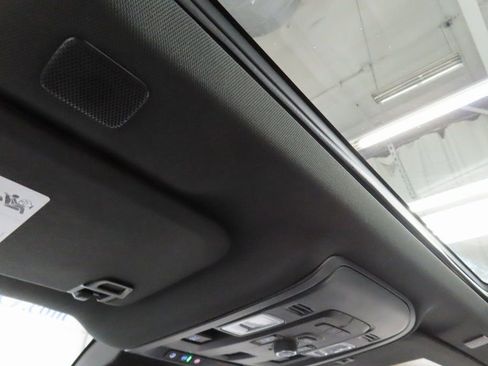 Used 2023 Chevrolet Tahoe LT image 26