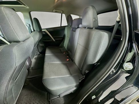 Used 2017 Toyota RAV4 XLE image 29
