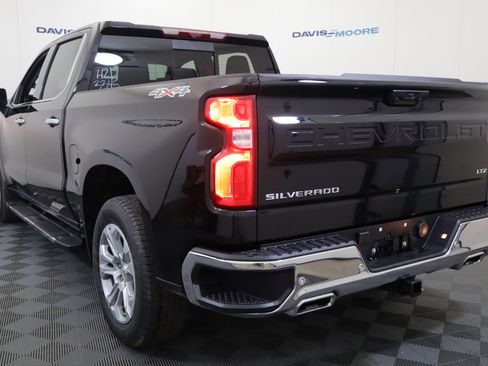 New 2026 Chevrolet Silverado 1500 LTZ w/ LTZ Premium Package AWD/4WD image 9