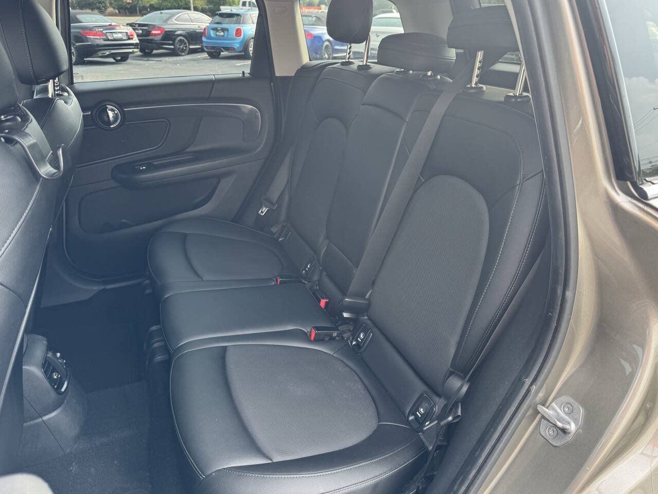 Used 2017 MINI Cooper Countryman S FWD image 8