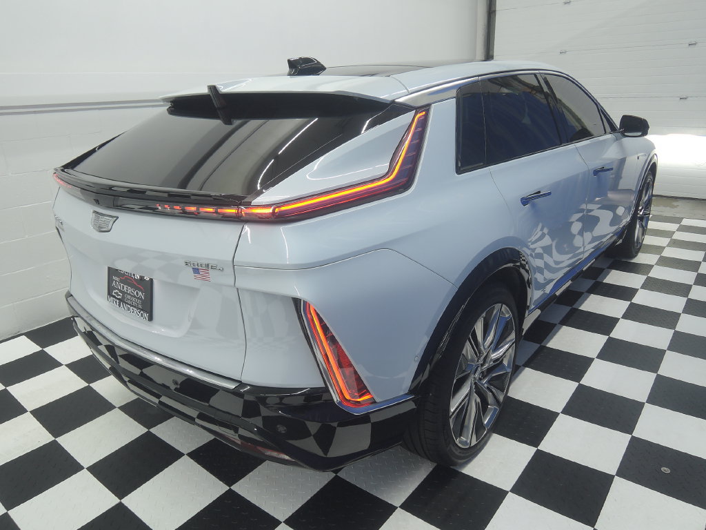 Used 2026 Cadillac Lyriq Signature Luxury w/ Nappa Leather Package AWD/4WD image 10