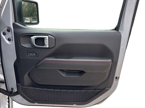 Used 2024 Jeep Wrangler Rubicon image 48