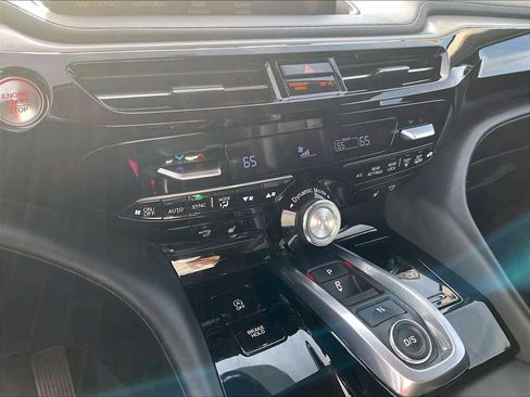Used 2023 Acura MDX SH-AWD w/ Technology Package image 34