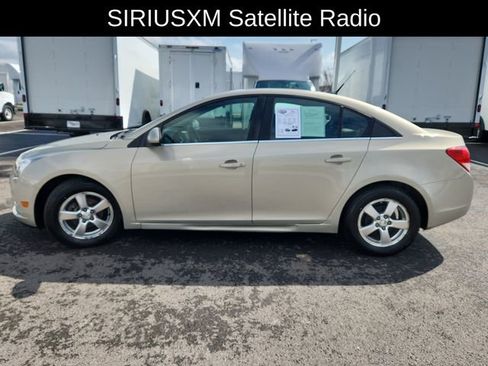 Used 2012 Chevrolet Cruze LT image 4