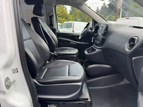 Used 2021 Mercedes-Benz Metris image 15