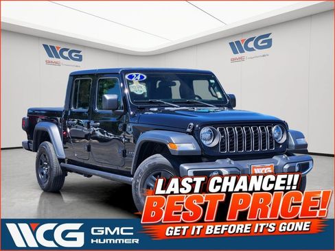 Used 2024 Jeep Gladiator Sport AWD/4WD image 1