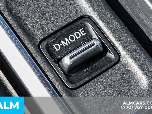 Used 2025 Nissan Pathfinder SV FWD image 43