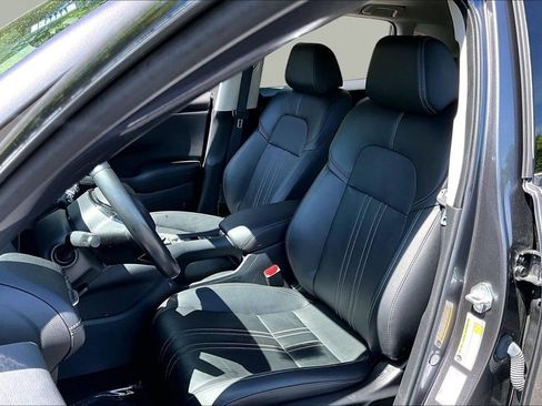 Used 2024 Honda HR-V EX-L image 17