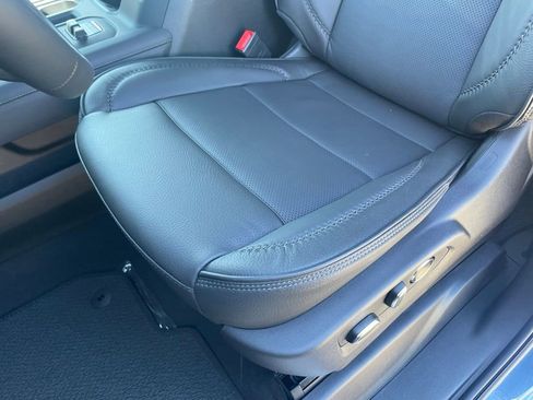 Used 2024 GMC Sierra 1500 Denali w/ Denali Reserve Package AWD/4WD image 30