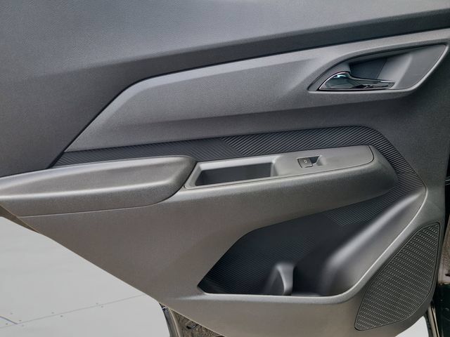 New 2027 Chevrolet Bolt LT w/ Comfort Package FWD image 14