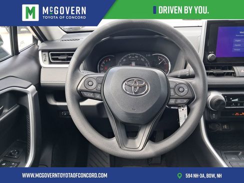 Used 2024 Toyota RAV4 LE AWD/4WD image 24