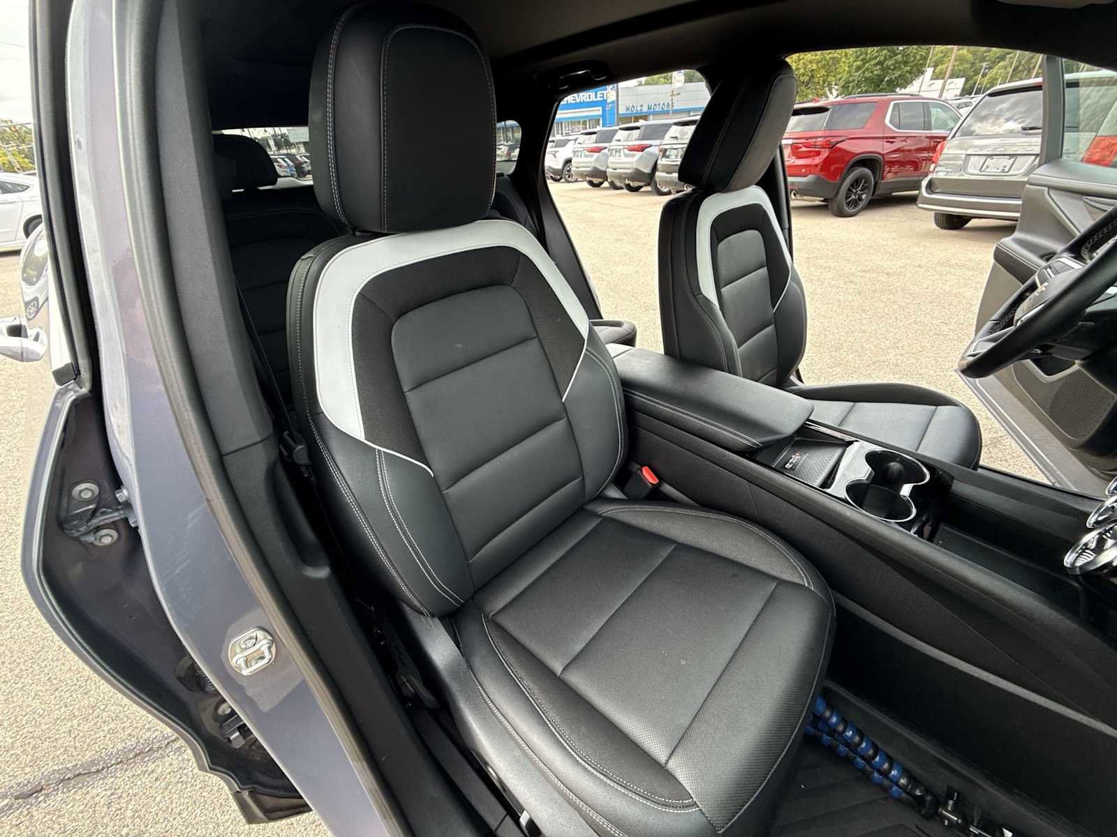 Certified 2024 Chevrolet Blazer EV LT AWD/4WD image 26