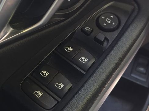 Used 2019 BMW 330i xDrive Sedan AWD/4WD image 27