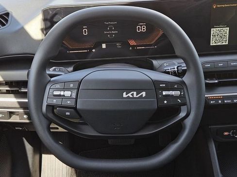 New 2026 Kia K4 LXS image 15