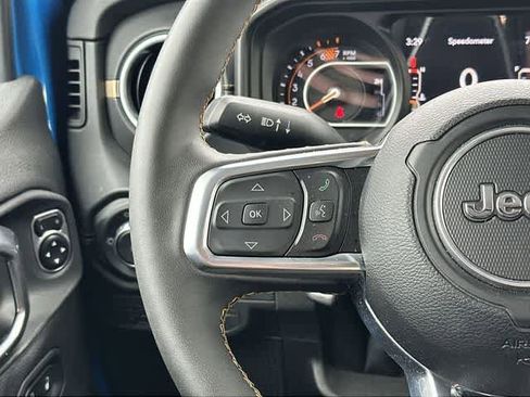 Used 2024 Jeep Wrangler Sahara w/ Technology Group image 8